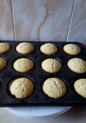 A picture of Vanilla Queencakes# baking contest.