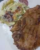 Cerdo a la plancha con papas chorreadas