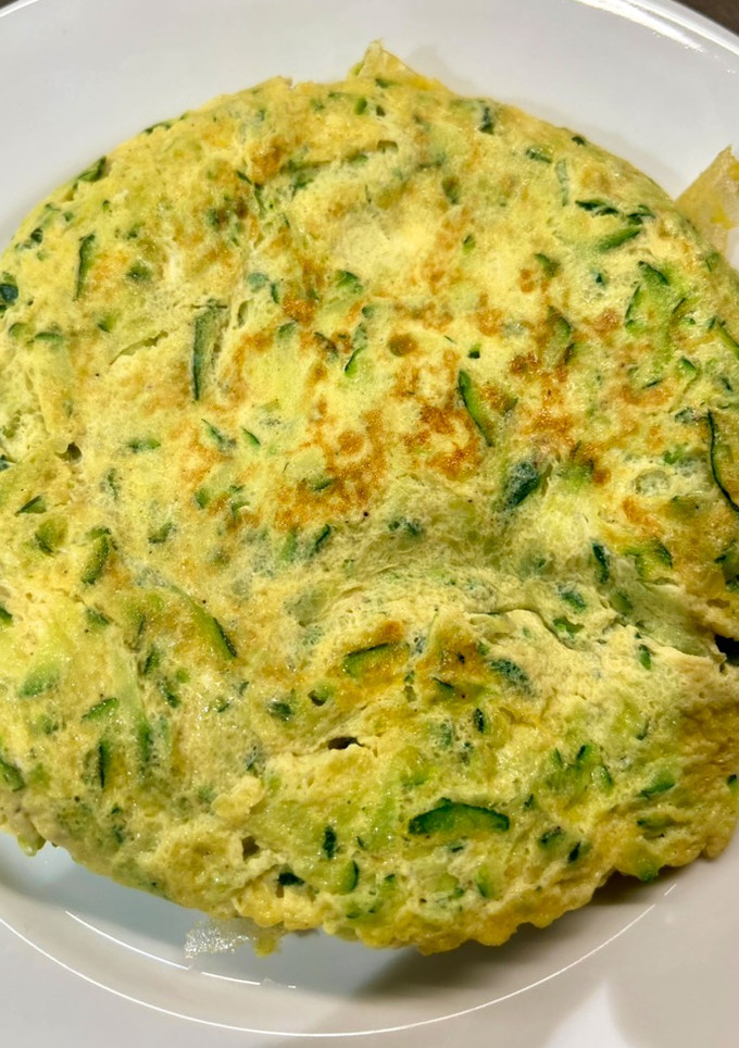 Una foto de Tortilla de calabacín 🥚🥒