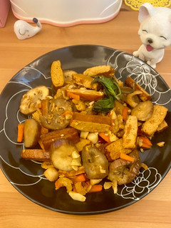 《香蒜豆乾蝦仁干貝燒茄子》 的食譜成品照片