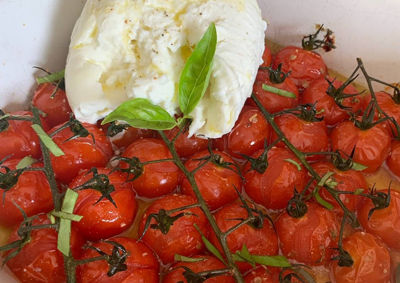 ☆Tomates Cerises Rôties et Buratta☆