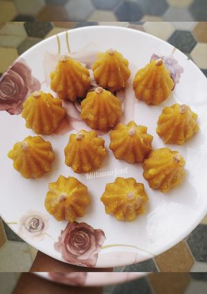 A picture of Besan modak.