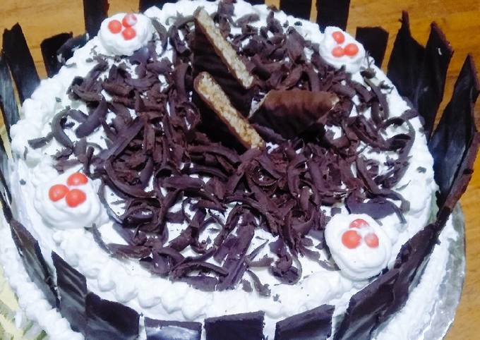 Cara buat Black forest ekonomis Terlezat dan Mudah Dibuat Cara buat Black forest ekonomis Terlezat dan Mudah Dibuat