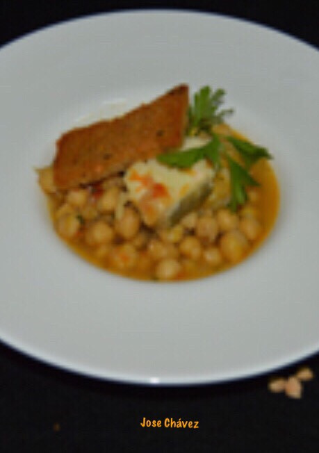 Una foto de Garbanzos con Bacalao