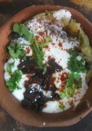 A picture of Aloo Tikki.