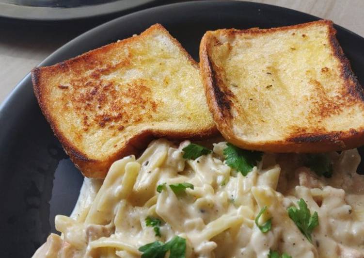 Recipe of Any-night-of-the-week Chicken Alfredo Penne Pasta