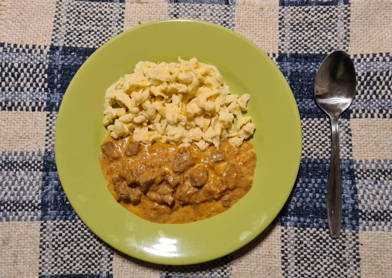 Goulash con späetzle