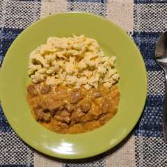 Foto principal de Goulash con späetzle