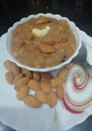 A picture of Indian Semolina Pudding.