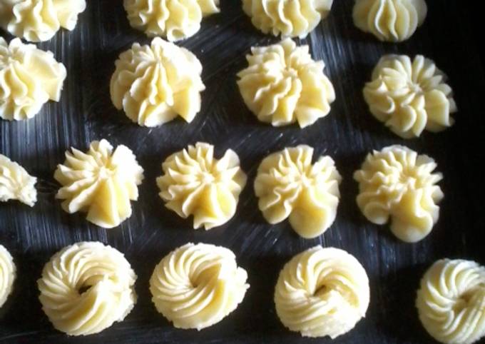 Yuk intip, Resep praktis memasak Kue semprit ngeprul sajian Lebaran dijamin nagih banget