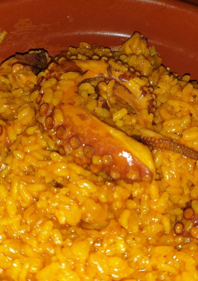 Una foto de Arroz meloso con pulpo 🐙🤤