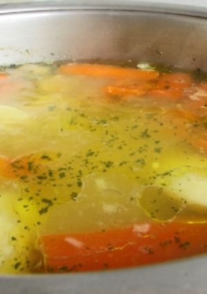 A picture of Chicken Stock.