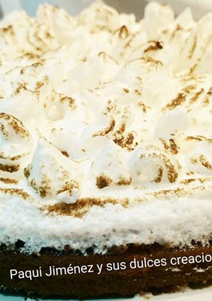 Una foto de Tarta de limón y merengue