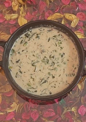 A picture of Methi matar malai.