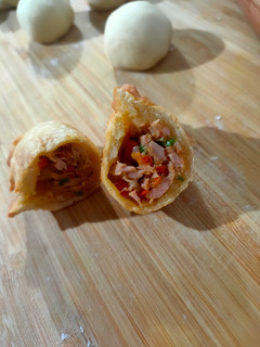 Foto resep Fried Bread w/Spicy Tuna (roti goreng)