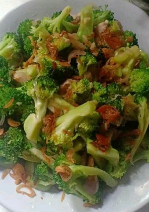 Foto resep Brokoli hijau Tumis
