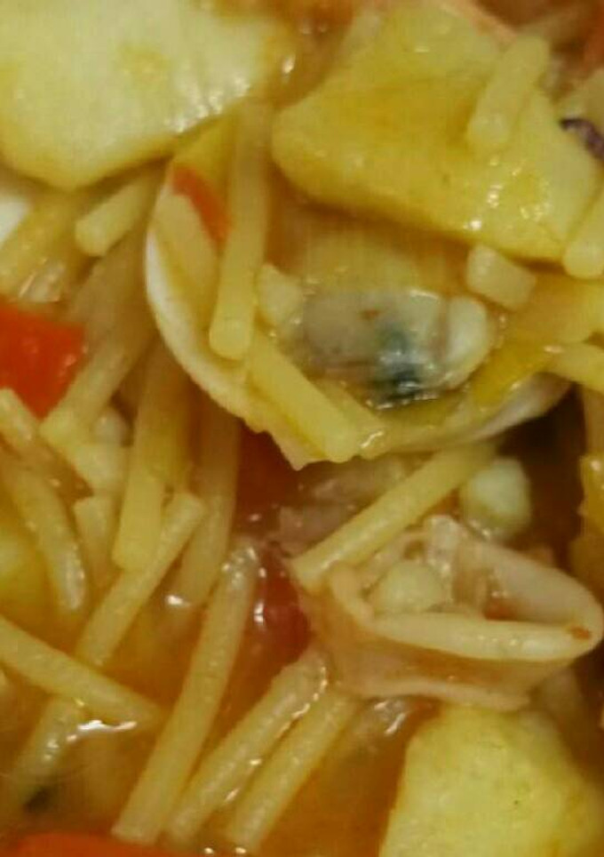 Una foto de Cazuela de Fideos con Calamares