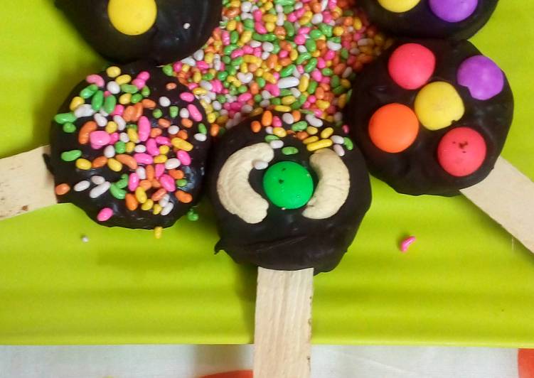 Oreo buiscuit chocolate lollipops