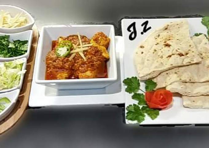 Simple Way to Prepare Favorite 🥘🍗Dhaba Style Chicken Karahi🍗🥘