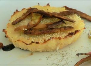 Une photo de Tartelette de cerfeuil tubéreux et ses chips de pelures