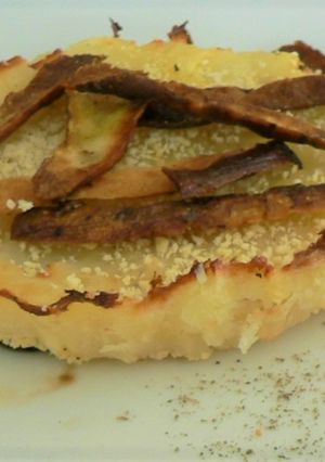 Une photo de Tartelette de cerfeuil tubéreux et ses chips de pelures