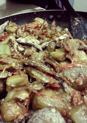 Foto resep Sambalado teri dan terong sederhana