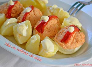 Una foto de Huevos relleno de atún  (Thermomix)