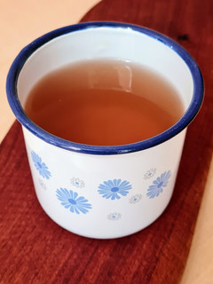 Una foto de Infusión reconfortante de cúrcuma y jengibre (frescos) 🧡 🍵