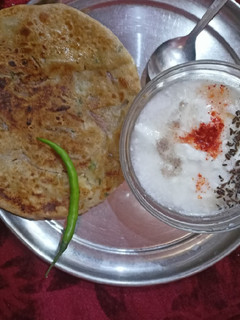 आलू प्याज़ के पराठा (aloo pyaz ke paratha recipe in Hindi) रेसिपी मुख्य फोटो