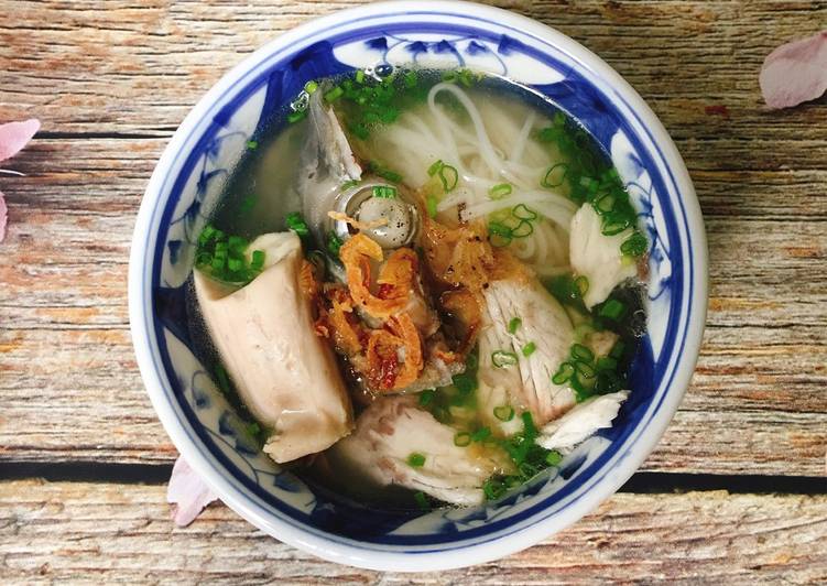 Bánh Canh Cá Bè