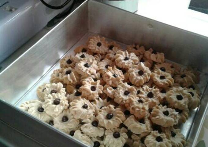 Ternyata ini loh! Cara praktis bikin Kue sagu keju sajian Hari Raya  istimewa