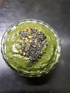 முருங்கைக்கீரை சட்னி (Murunkai keerai chutney recipe in tamil) செய்முறை முக்கிய புகைப்படம்