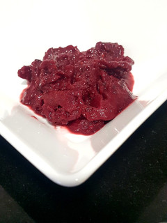 Una foto de Sorbete de cerezas con toque de menta y lima