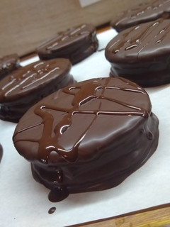 Una foto de Alfajores marplatenses😍🙌