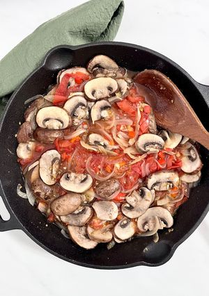 Una foto de “Bistec” de Champiñones al estilo Colombiano| Receta sin carne