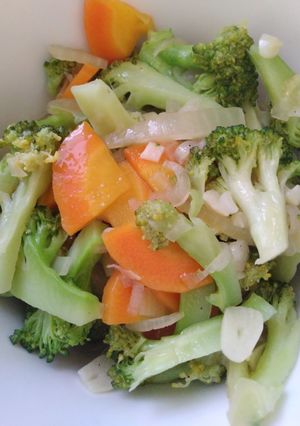 Foto resep Tumis Brokoli Wortel