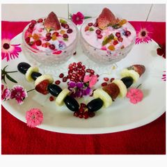 A picture of Fruits Yogurt.