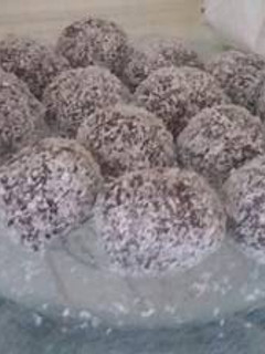 Una foto de Trufas fácil, rápidas y ricas !!