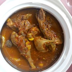 A picture of Chicken pepper soup.