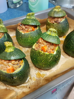 Una foto de Calabacines luna rellenos