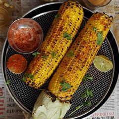 A picture of Chatpata Masala Bhutta.