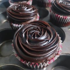 A picture of Chocolate cupcakes.