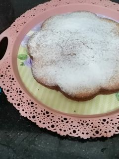 صورة لوصفة كيكة الفانيليا الهشة لشرب الشاي