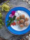 "สาคูไส้หมู" Tapioca Balls with Pork Filling (Sa-Ku Sai Muu) 