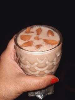 चीकू शेक (chiku shake recipe in Hindi) रेसिपी मुख्य फोटो