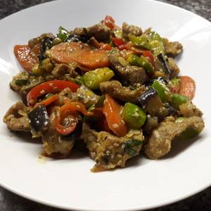 Wok de bondiola y verduras