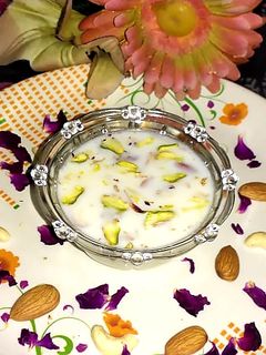 शकरकंद की खीर (shakarkand ki kheer recipe in Hindi) रेसिपी मुख्य फोटो
