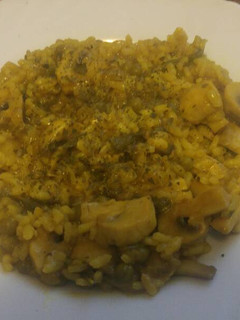 Una foto de Arroz meloso con champiñones vegana