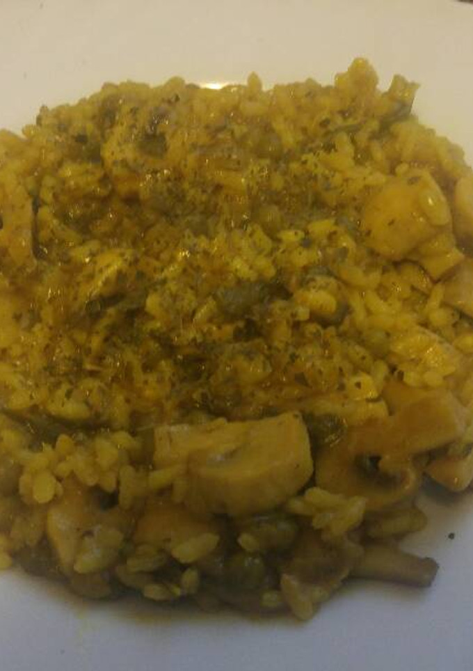 Una foto de Arroz meloso con champiñones vegana