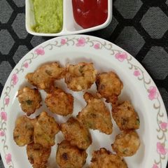 A picture of Shingada flour fritters.